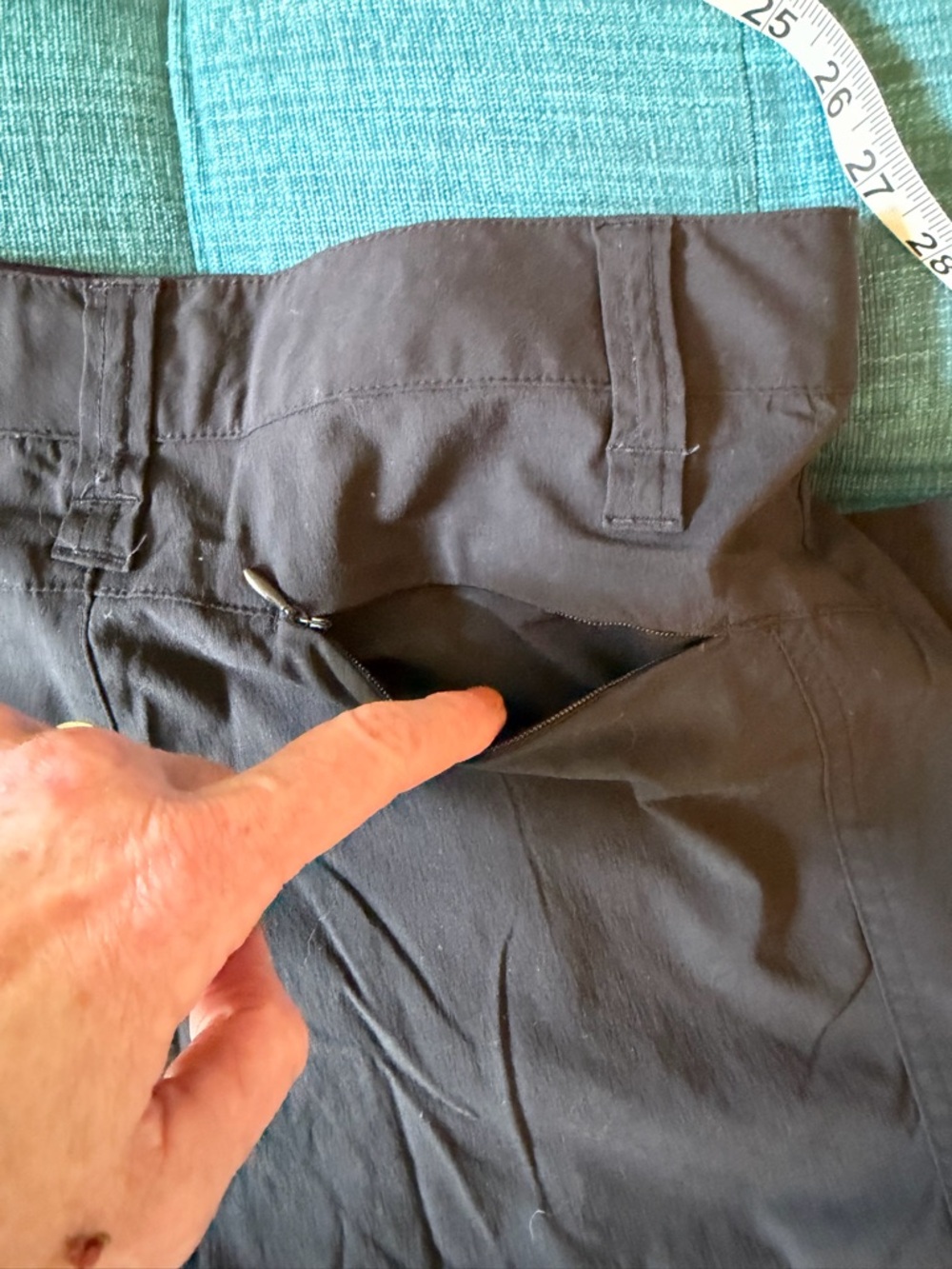 Royal Robbins Black travel shorts with Branded Waist Tag - Picture 2 of 7